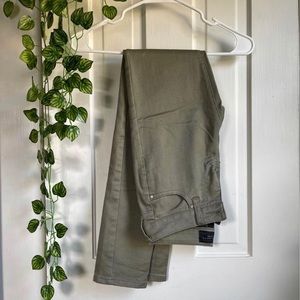 Nwot celebrity pink olive green pants 0/24